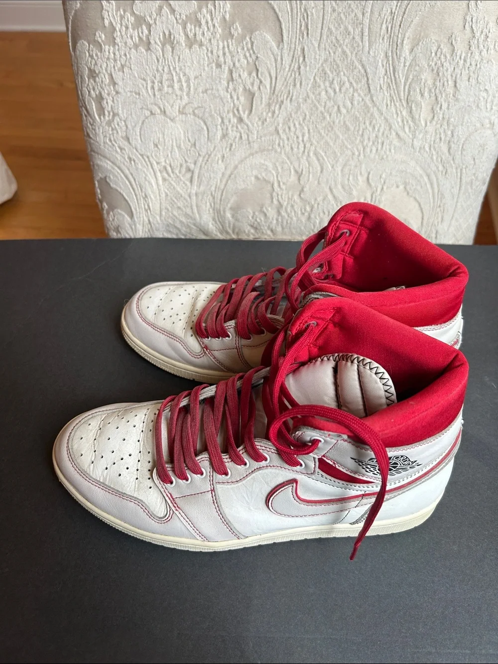 Jordan 1 Retro High OG - White/Red